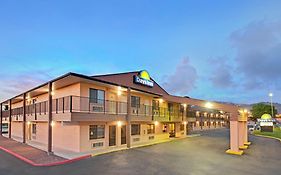 Days Inn By Wyndham East Albuquerque 'Newly Renovated'